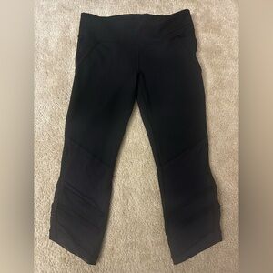Ivivva Black Capri Leggings